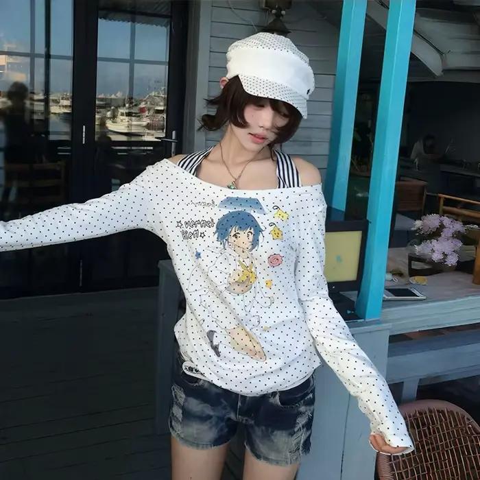 Japonské tričko Karrram Y2k s anime potlačou 2000s Cutecore s odhalenými ramenami Vintage Harajuku s dlhými rukávmi falošný dvojdielny top Kawaii