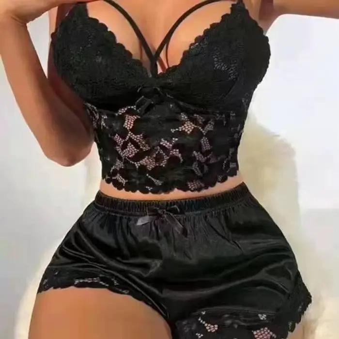 Ensemble pyjama femme 2 pièces/ensemble, vêtements de nuit pour la Saint-Valentin, dentelle ajourée, col en V, dos nu, haut court sans manches, short en satin taille haute