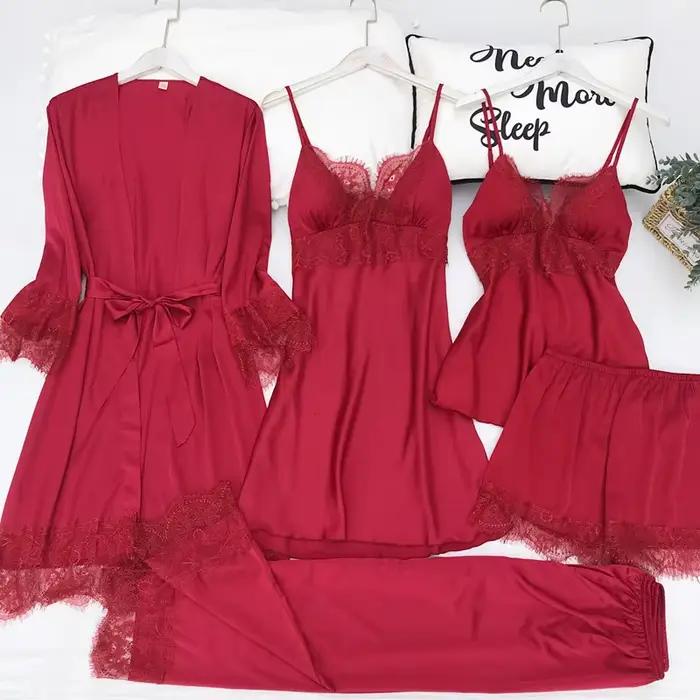 Pyjama Set Femme Élégant et Confortable pour Maison et Occasions Spéciales Polyester Satin Dentelle Couleur Chatoyante Taille M L XL XXL