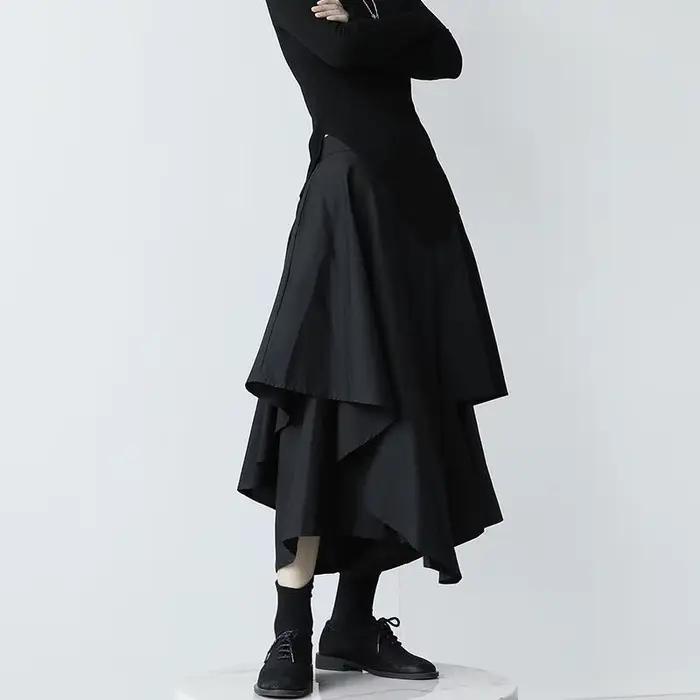 Jupe asymétrique pour femme, taille haute, coupe évasée, style queue de poisson, noire, collection Printemps-Automne 2026, type culotte