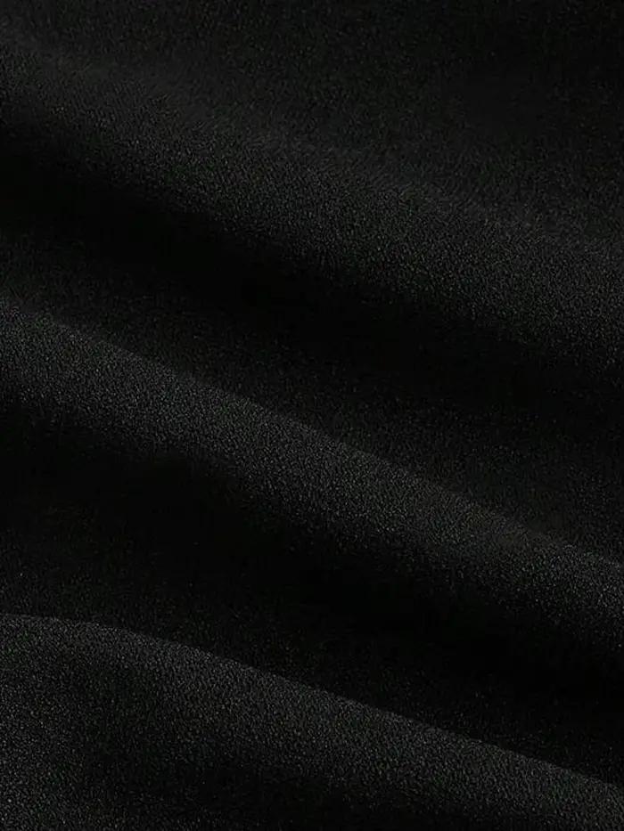 Dámska košeľa s pruhovaným lemom a golierom