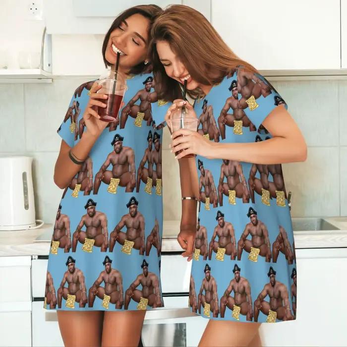 Wood Sitting On Bed Barry Wood Black Guy Meme Robe de nuit à manches courtes pour femmes, robe de nuit à manches courtes, robe pyjama