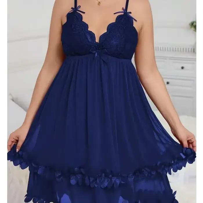 Sexi čipkovaná nočná košeľa veľkej veľkosti s výstrihom do V