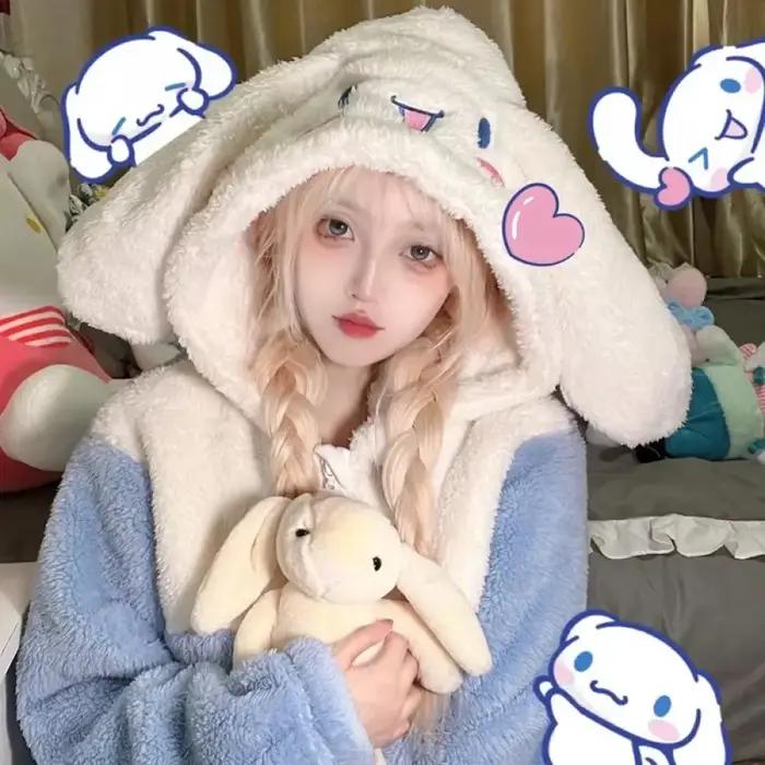 Pyjama en peluche Kawaii Cinnamoroll pour femme, vêtements de maison à capuche, vêtements de dessin animé épaissis, vêtements d'intérieur pour filles, vêtements d'hiver imbibés, 2 pièces