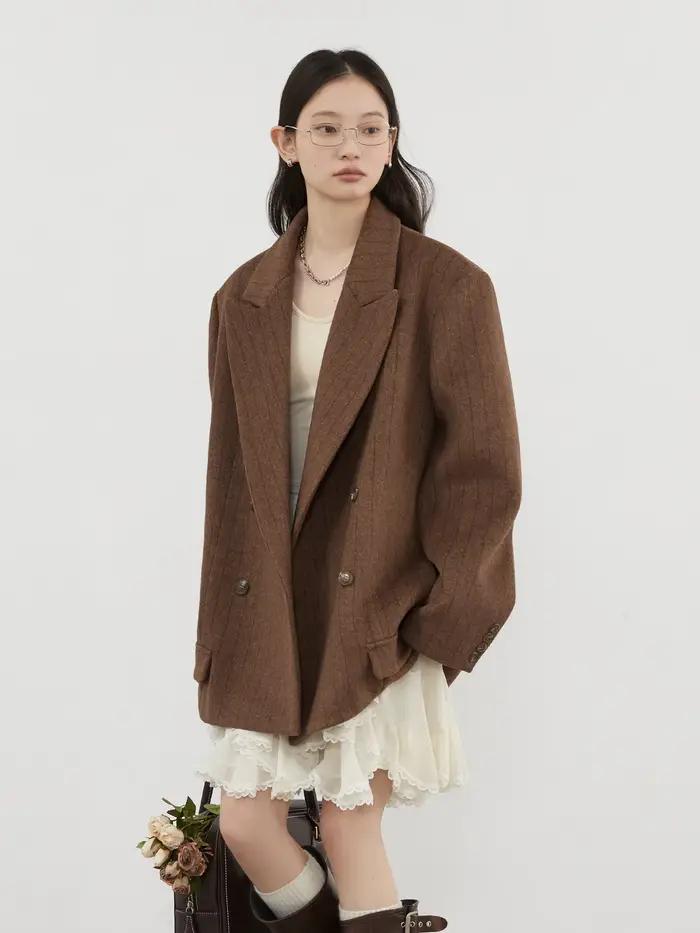 CHIC VEN - Dámske vintage vlnené sako s výstrihom do V