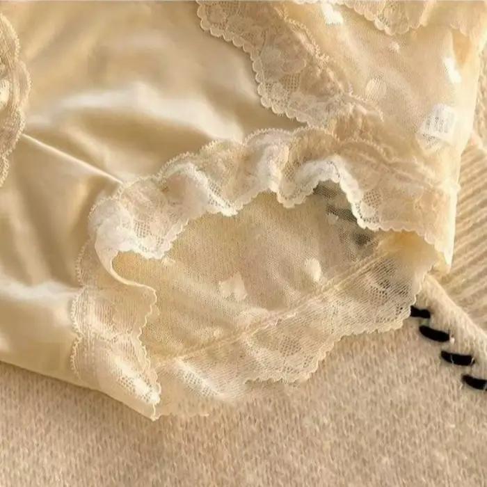 Culottes en satin de soie transparentes à taille basse avec dentelle florale et motif cœur pour femme