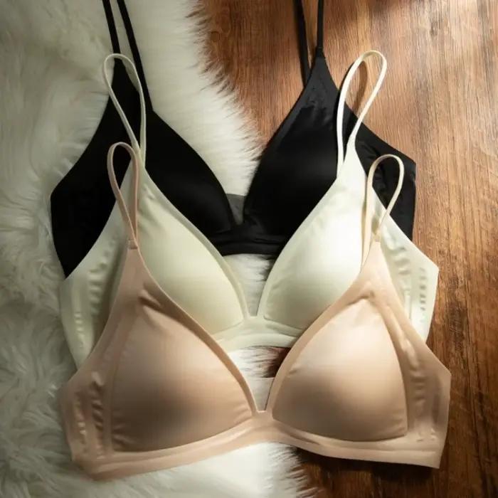 Soutien-gorge en satin laiteux à col en V profond, maintien doux, bretelles ajustables, bonnets triangulaires, coupe amincissante, sans armatures, fines bretelles, usage quotidien