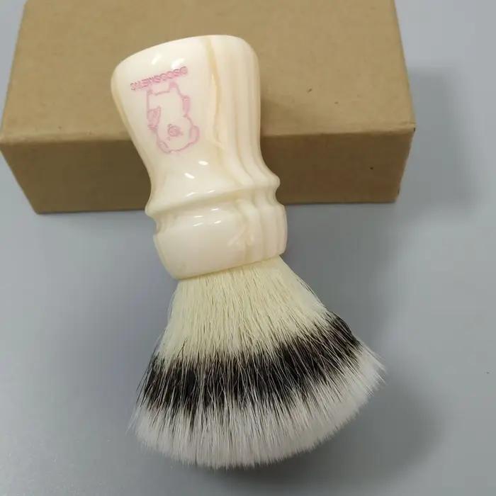 Dscosmetic Pink Piggy CN6 syntetické štetiny s rukoväťou z živice na mokré holenie pre mužov