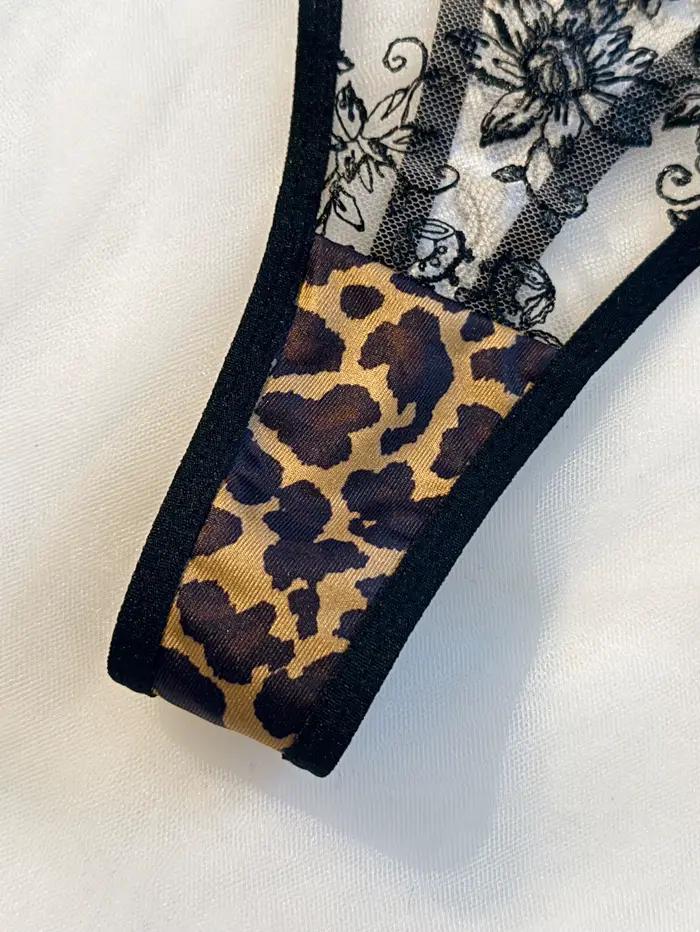Sexy čierna spodná bielizeň s leopardím vzorom a kvetinovými motívmi