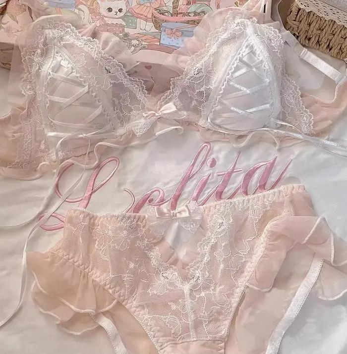 Lolita filles mince mignon dentelle petit soutien-gorge femmes Triangle tasse soutien-gorge Sexy sous-vêtements femmes ensemble Lingerie Sexy