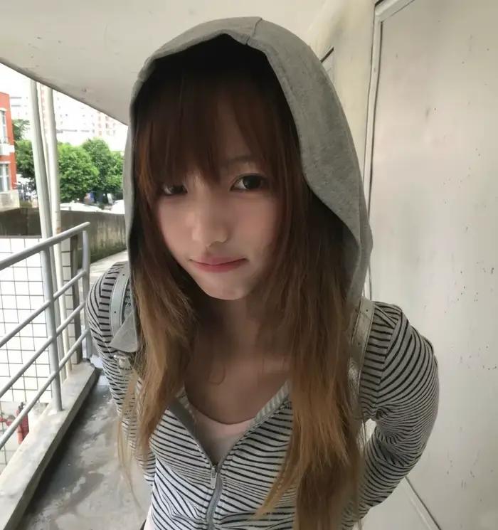 Tonngirls Y2k japonská mikina s kapucňou pre ženy s dlhými rukávmi pruhovaná