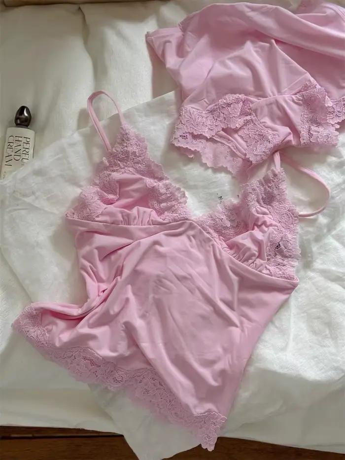 Ensemble de soutien-gorge en dentelle rose pour femme