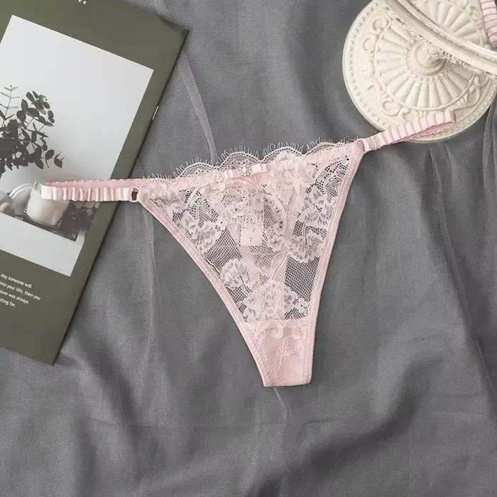 Dámske sexy vykrojené tangá s čipkou, priedušné spodné prádlo pre ženy