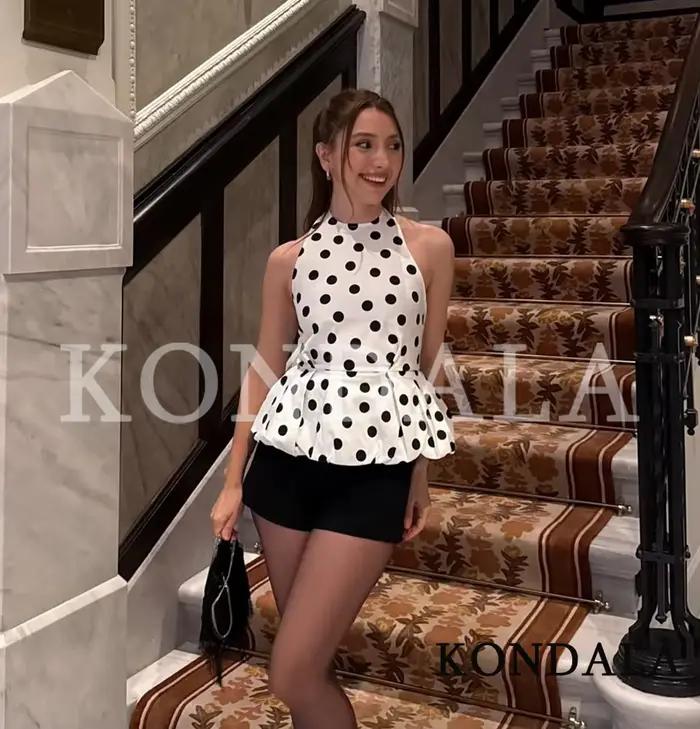 KONDALA Dámske roztomilé bodkované halter topy