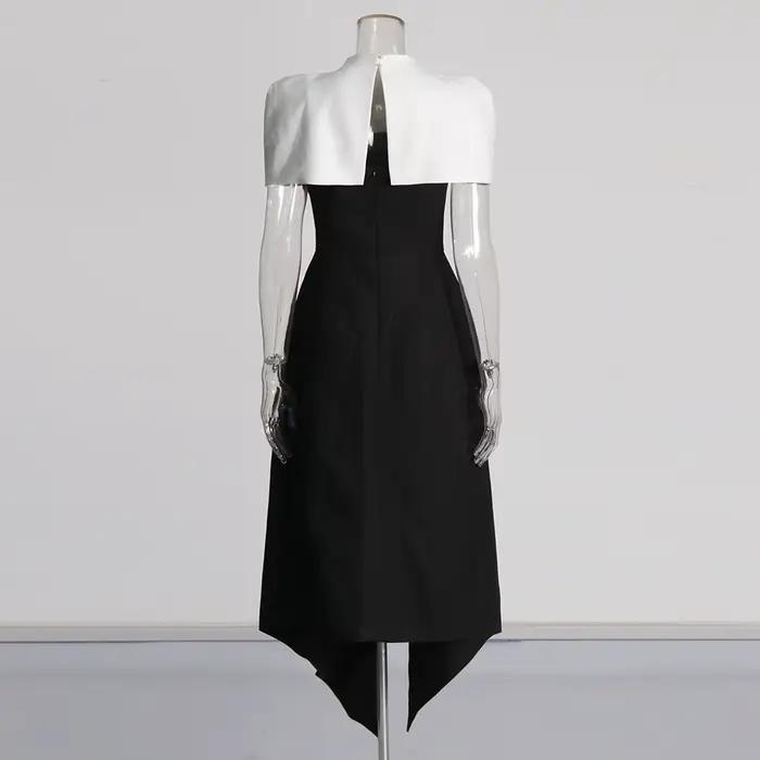 TWOTWINSTYLE odnímateľný plášť elegantné šaty pre ženy so štvorcovým výstrihom bez rukávov s vysokým pásom a rozparkom