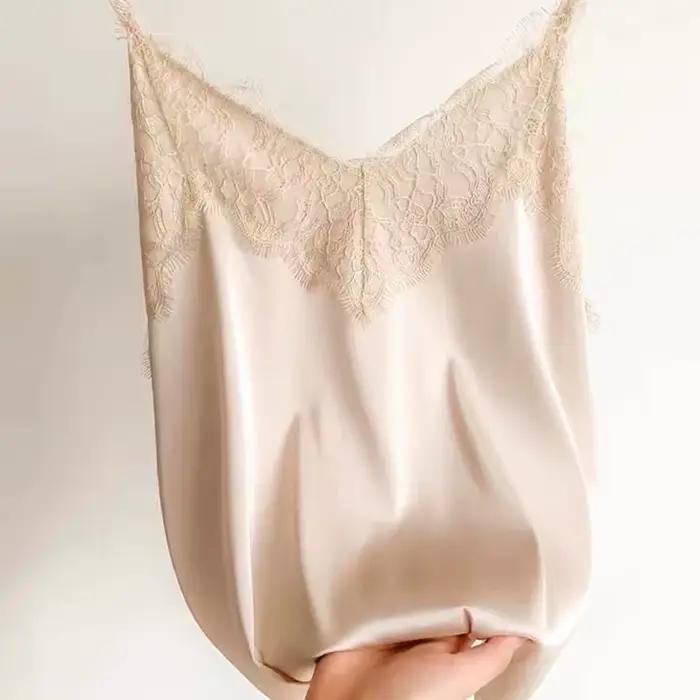 Sexy čipkovaná camisola pre ženy z hodvábu s výstrihom do V