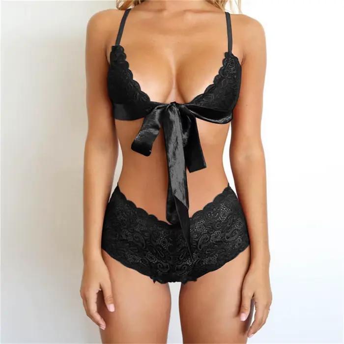 Ensemble de lingerie sexy en dentelle de polyester pour femmes, style élégant et sensuel à offrir pour occasions spéciales
