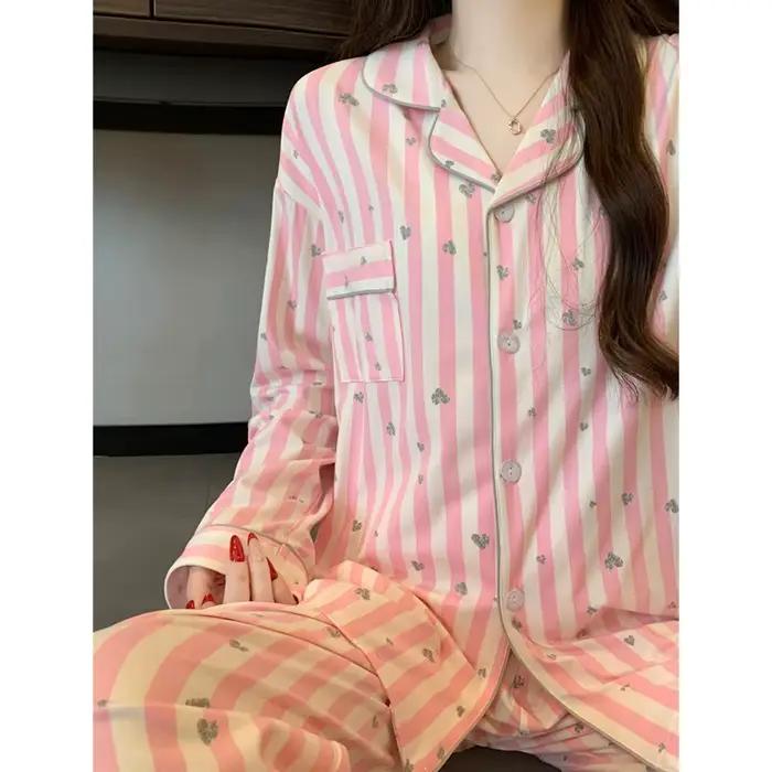 Ensemble de pyjama de luxe féminin imprimé léopard basiques vintage pour femmes occasions spéciales de printemps