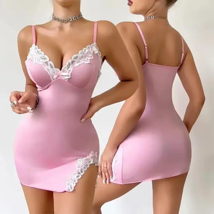 Chemise de nuit élégante en dentelle rose pour femmes été sans manches décolleté en V romantique et confortable pour les nuits chaudes occasions spéciales