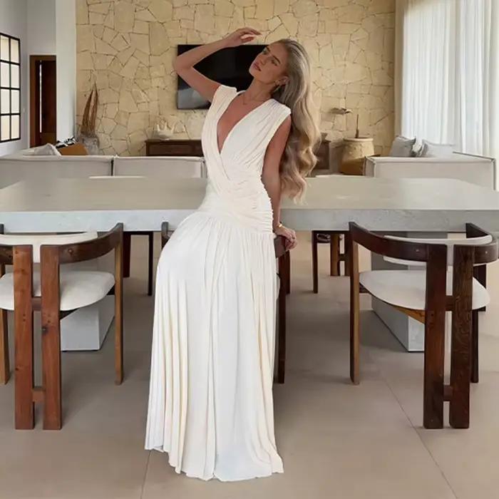 Elegantné biele šaty bez rukávov pre ženy