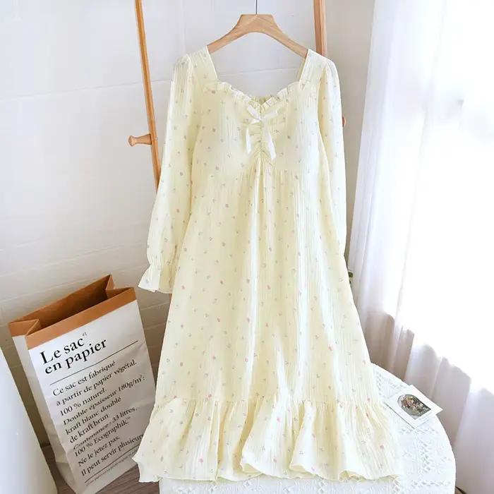 Chemise de nuit en coton fleuri pour femmes style amusant et mignon longueur aux genoux manches trois quarts pour nuits d'été confortables et fraîches