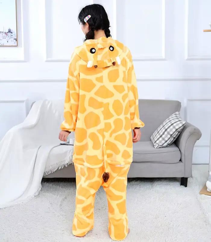 Adultes dessin animé Onesies Kigurumi unisexe Anime girafe Cosplay Costumes pour Halloween fête de noël femmes hommes animaux pyjamas