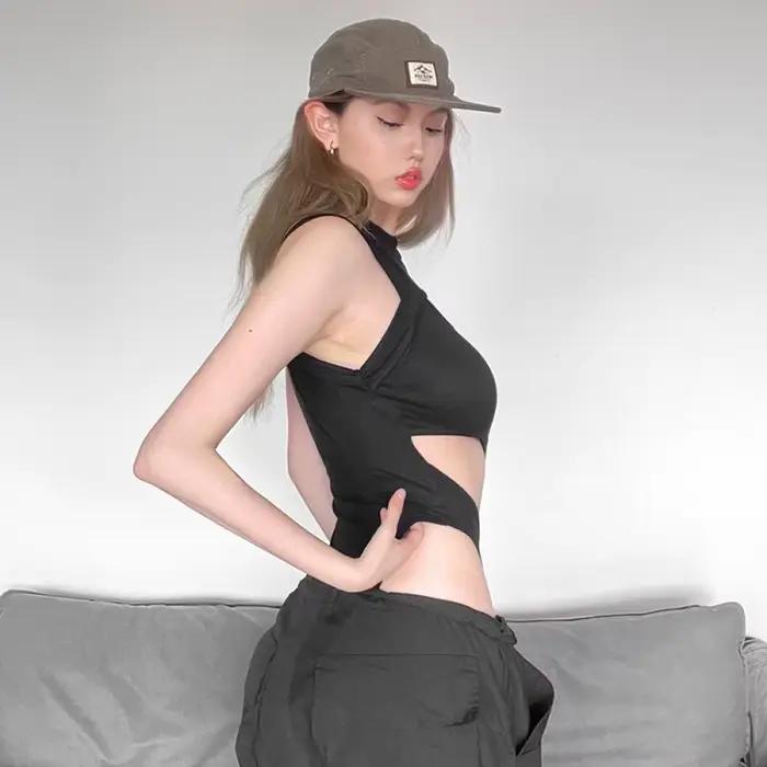 SylCue – body Design creux irrégulier pour femme, nouveau Style, col rond, sans manches, slim, extensible, rue, Sexy, mode moulante, printemps 2026