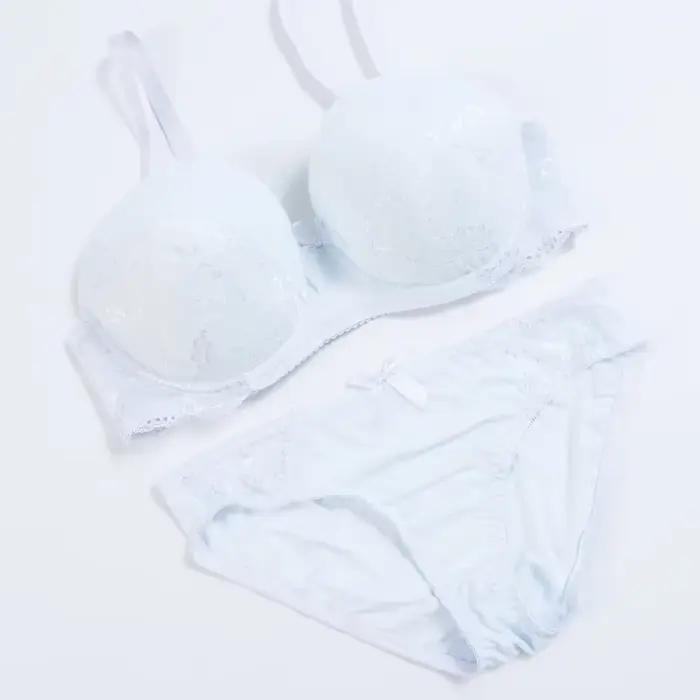 Ensemble de sous-vêtements féminins sexy en fibre de bambou et coton avec dentelle fleurie et soutien-gorge rembourré pour toutes les occasions