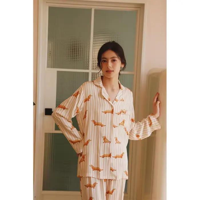 INS Style mignon teckel chien imprimé pyjama ensemble pour femmes doux Viscose rayé vêtements de nuit à manches longues boutonné vêtements de détente