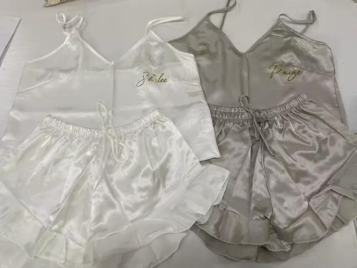 Ensemble de pyjama court en satin à volants pour demoiselle d'honneur, pyjama de mariage personnalisé, vêtements de nuit pour patients, cadeau de mariée