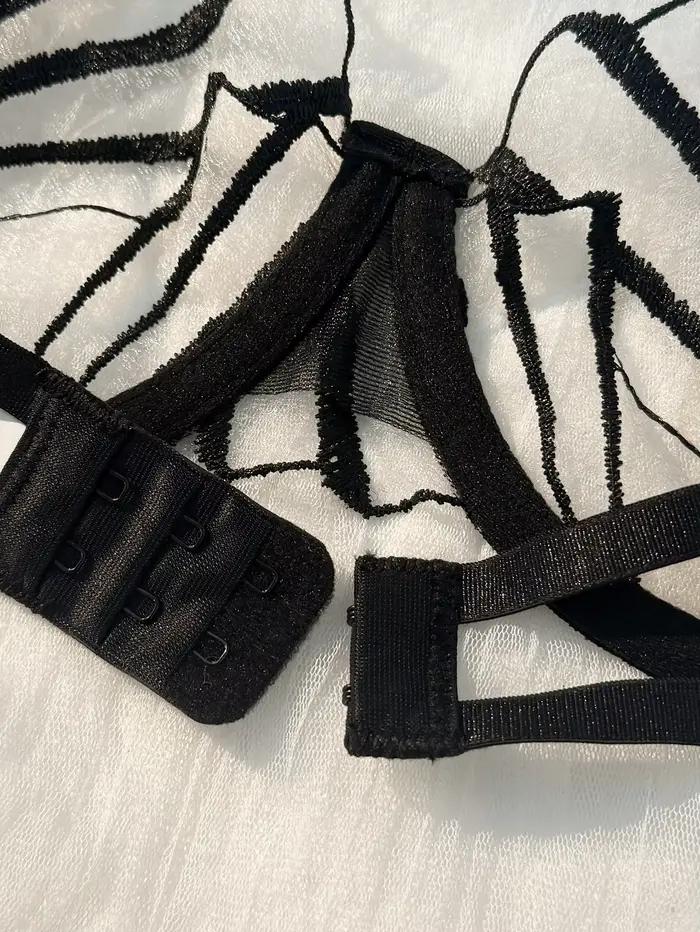 Ensemble de Lingerie brodée avec bonnet de poitrine festonné noir pour femmes, sous-vêtements Sexy pour femmes, adaptés à toutes les saisons, nouvelle collection