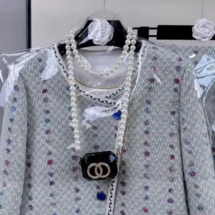 Elegantné tvídové sako pre ženy