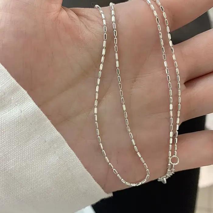 Náhrdelník z sterlingového striebra 925 s jednoduchými geometrickými perlami