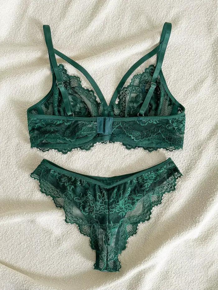 Lingerie et sous-vêtements pour femmes, soutien-gorge à armatures et culotte brésilienne à bretelles en dentelle fantaisie, style victoria