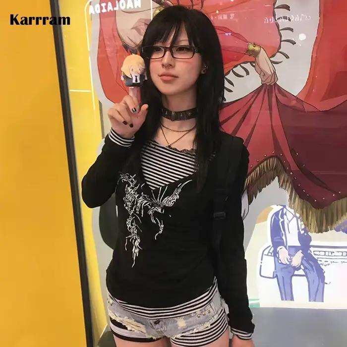 Karrram japonský Y2k falošný dvojdielny top Trashy 2000s tetovanie potlačené tričko Grunge estetické Patchwork tričká gotické Vintage