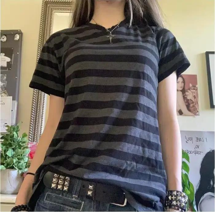 Dámske Y2k Grunge pruhované tričko voľný strih okrúhly výstrih krátke rukávy Emo top 2000s Harajuku Vintage pre tínedžerky dievčatá Goth