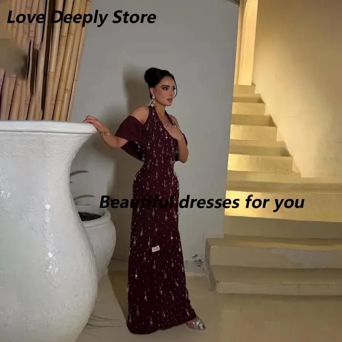 Robe de soirée de luxe bordeaux personnalisée, élégante, col halter, en jersey orné de cristaux, coupe trapèze, longueur ras du sol, pour fêtes formelles et bals de promo