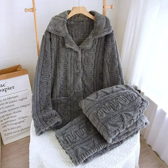 Pyjamas vintage flanelés pour femme, confort douillet, style élégant, occasions spéciales, cadeaux romantiques