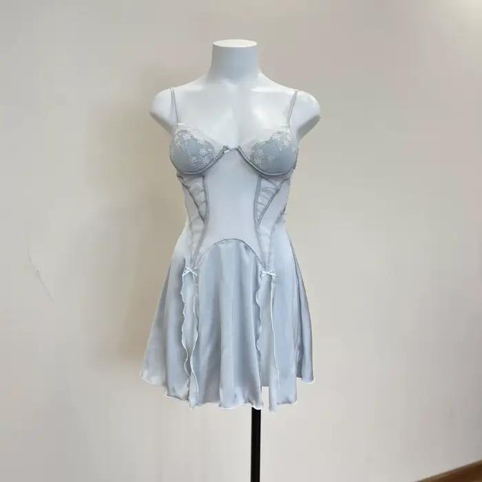 Lingerie Sexy de luxe pour femmes, vêtements de nuit d'été, chemises de nuit en soie glacée Pure Desire avec coussinet de poitrine, pyjama à bretelles en dentelle, nouvelle collection 2025