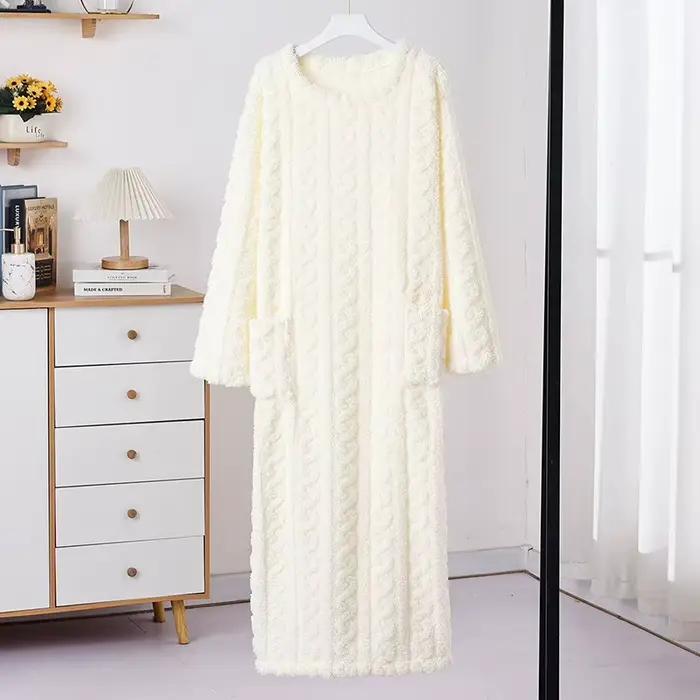 Chemise de nuit Jacquard en polaire corail pour femmes, vêtements de maison amples et chauds, doublé polaire et épais, pyjama mi-long en flanelle