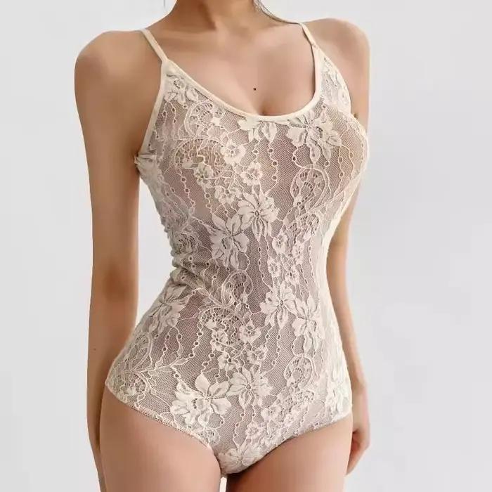 Priesvitné čipkované body pre ženy